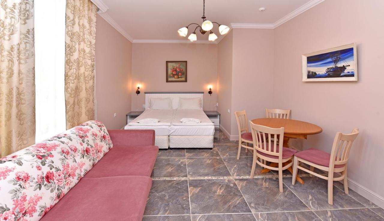 Sirena Palace Family Hotel Obzor Luaran gambar