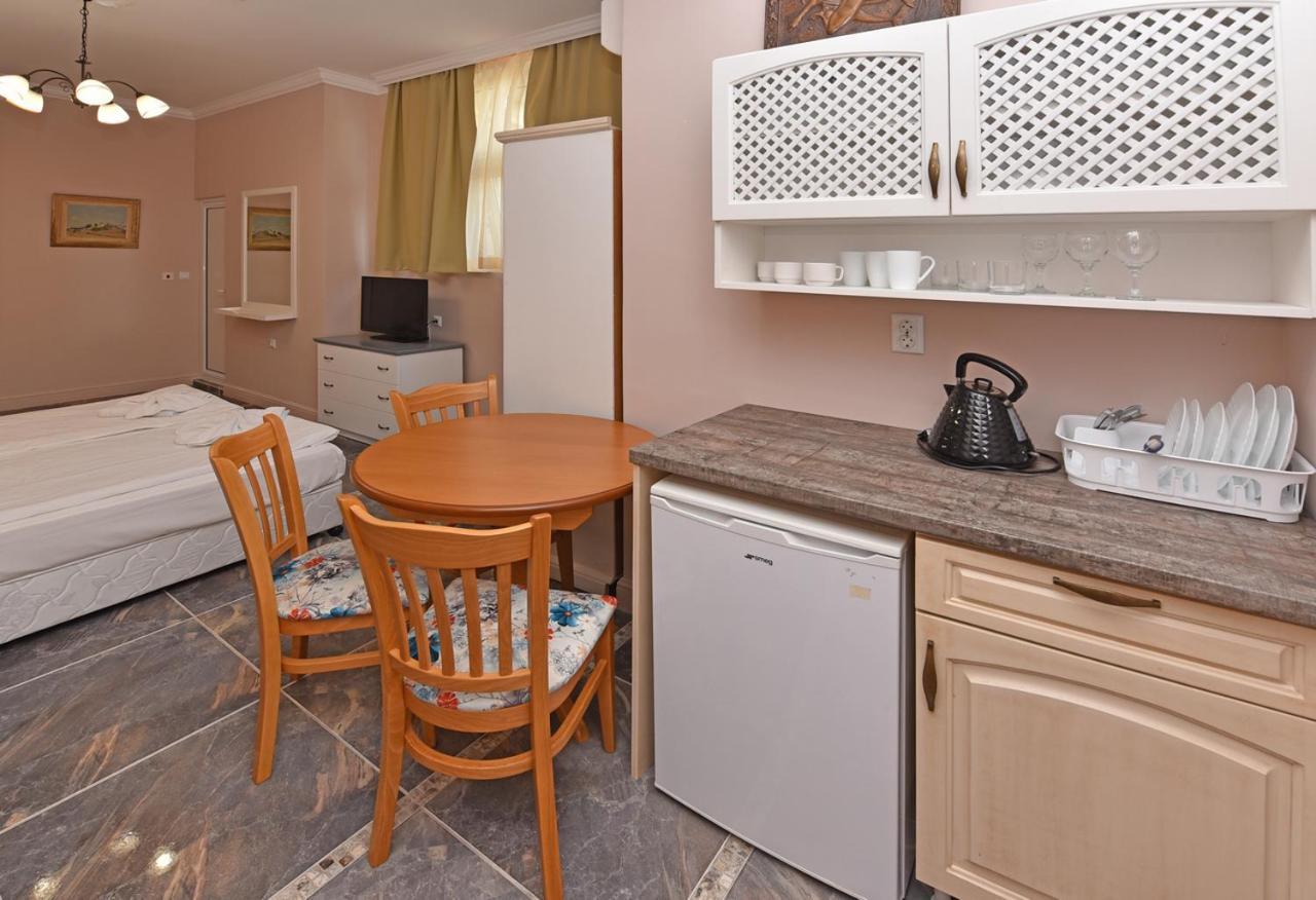 Sirena Palace Family Hotel Obzor Luaran gambar