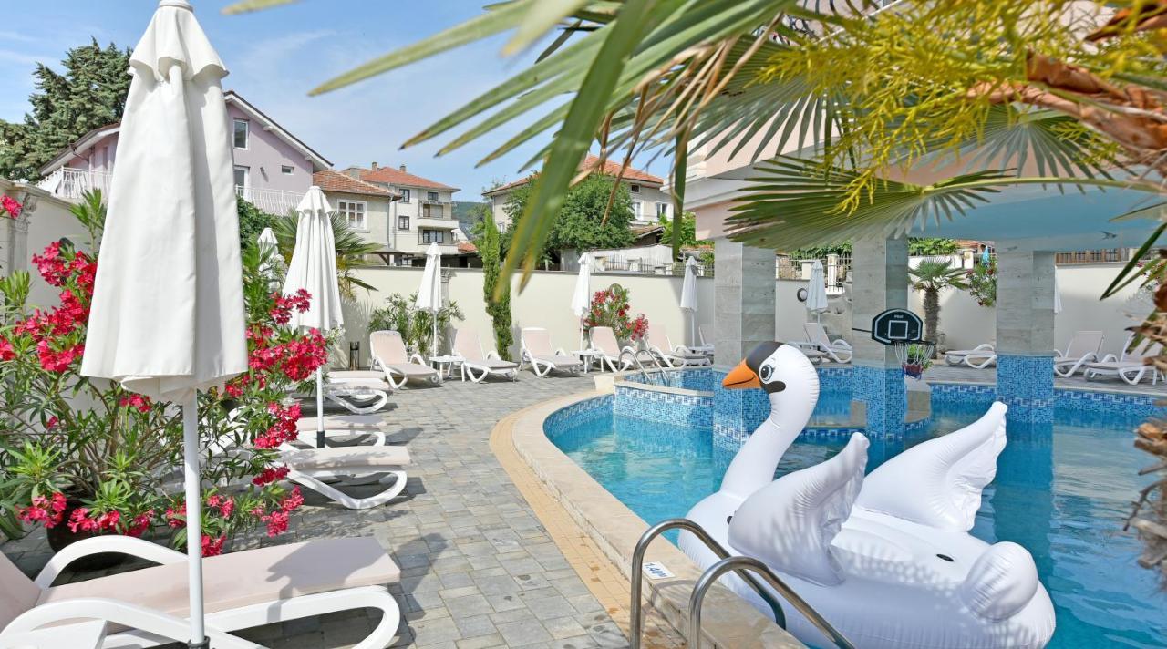 Sirena Palace Family Hotel Obzor Luaran gambar