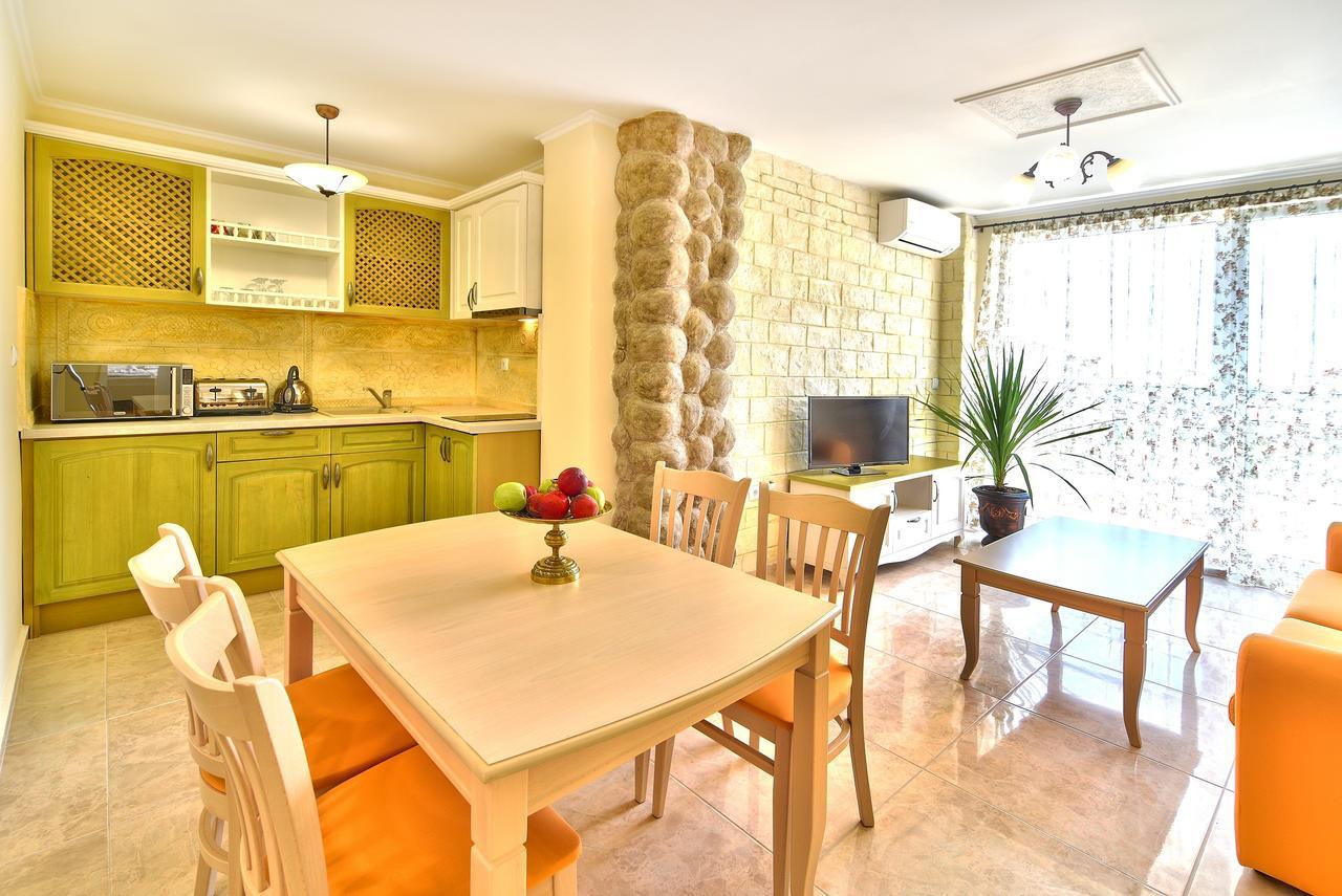 Sirena Palace Family Hotel Obzor Luaran gambar