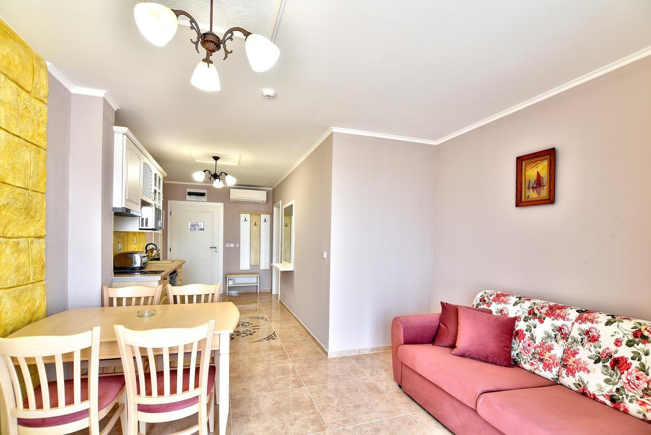 Sirena Palace Family Hotel Obzor Luaran gambar