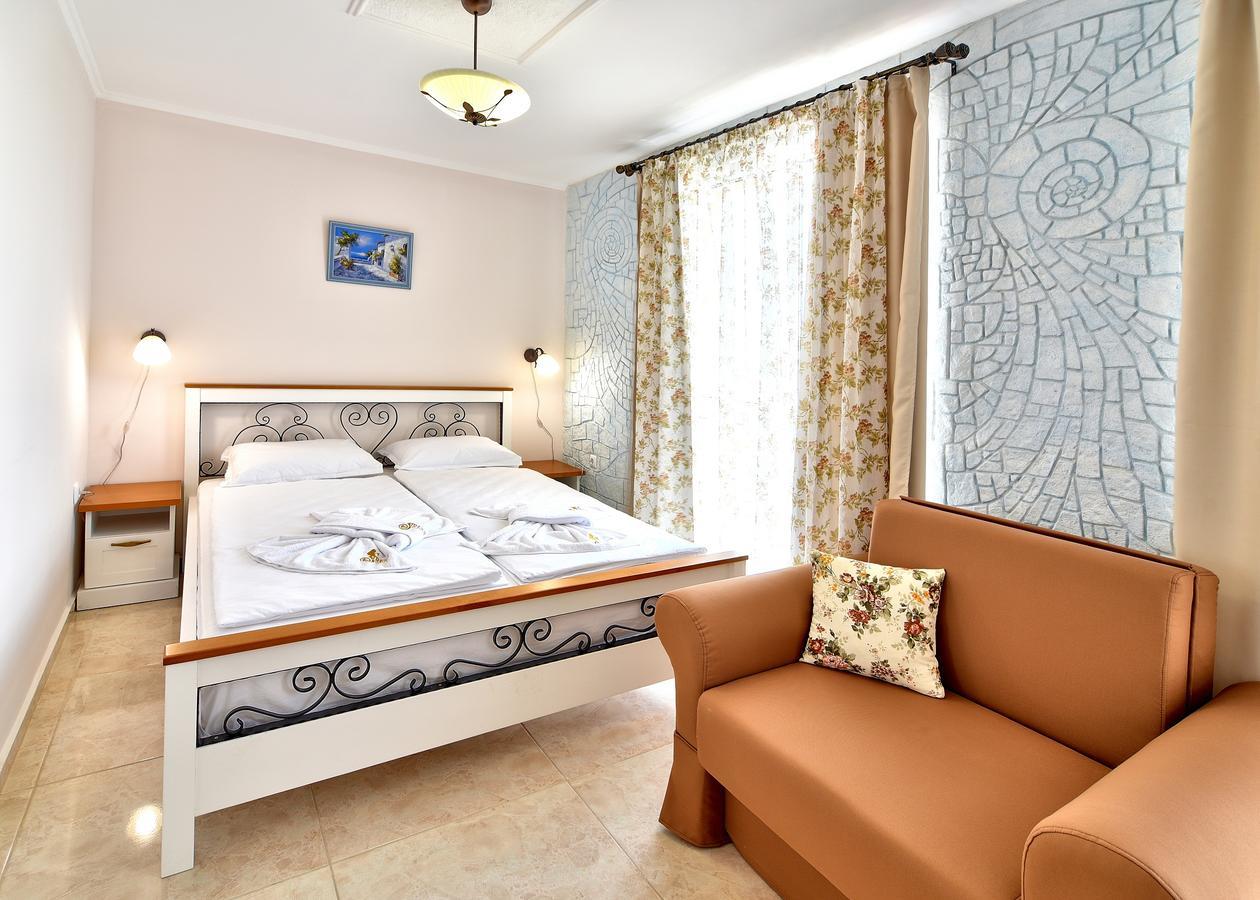 Sirena Palace Family Hotel Obzor Luaran gambar