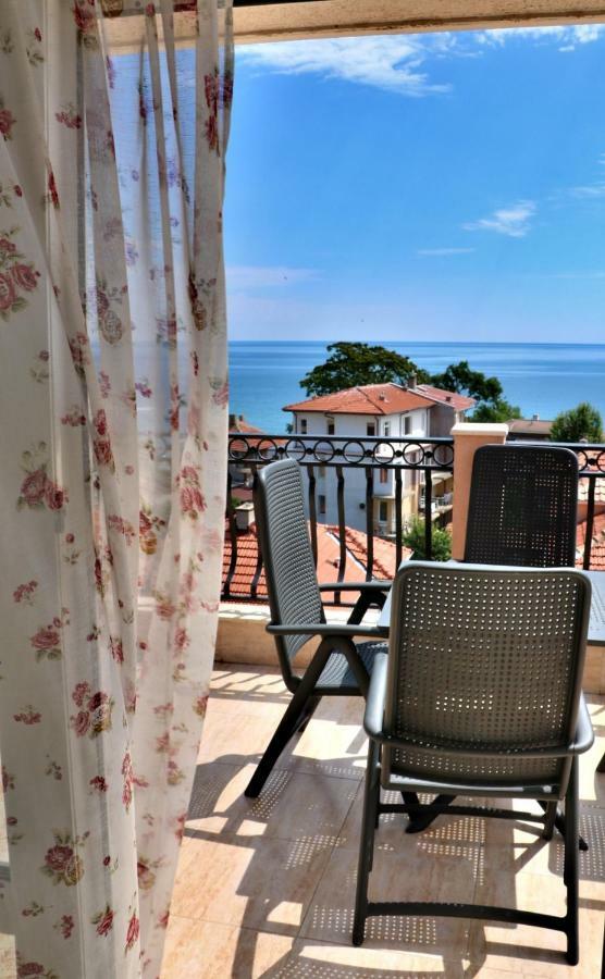 Sirena Palace Family Hotel Obzor Luaran gambar
